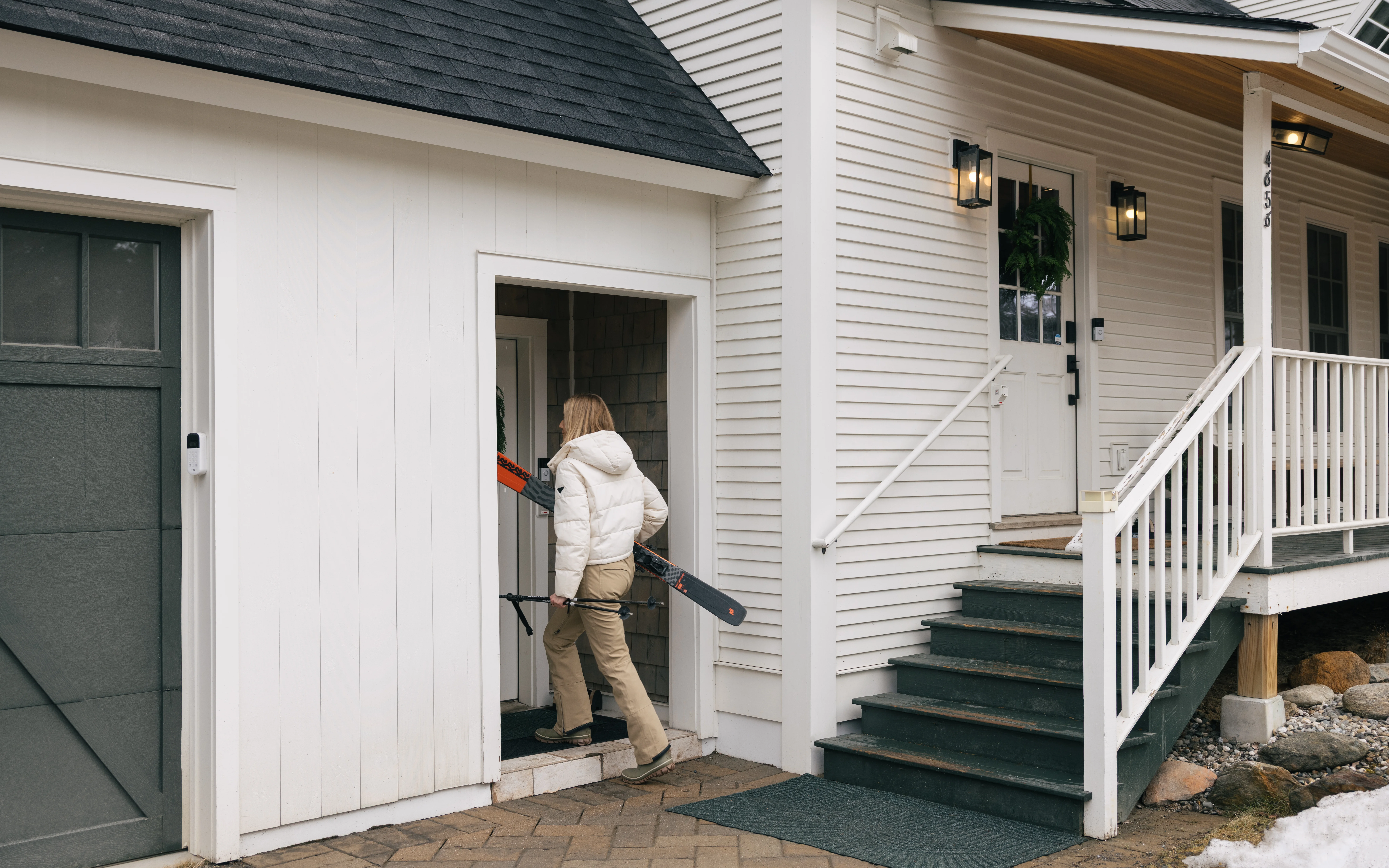Ski lifestyle moment with guests on the mountain near Mile Away Stowe